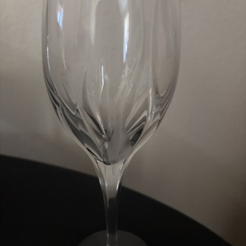 MIKASA CRYSTAL FLAME D'AMORE WINE GLASS 9 Inches Replacement - Picture 2 of 7